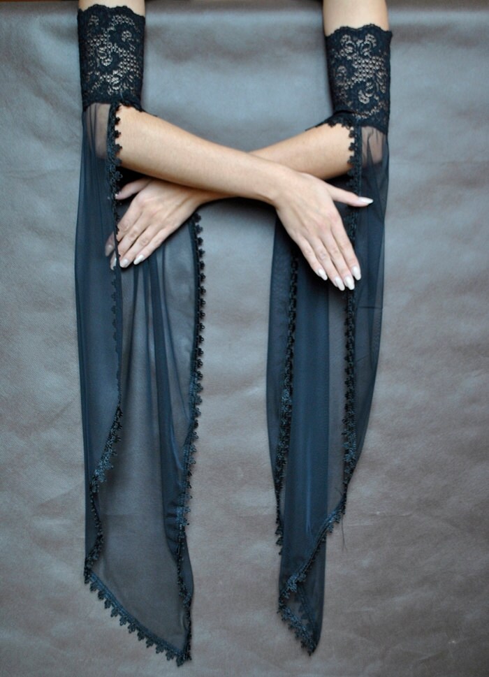 Elegant GOTHIC VAMPIRE costume Victorian Evening gloves Glamour long GLOVES with mistic floune,  frill, black tulle, fingerless mittens - Thumbnail 2