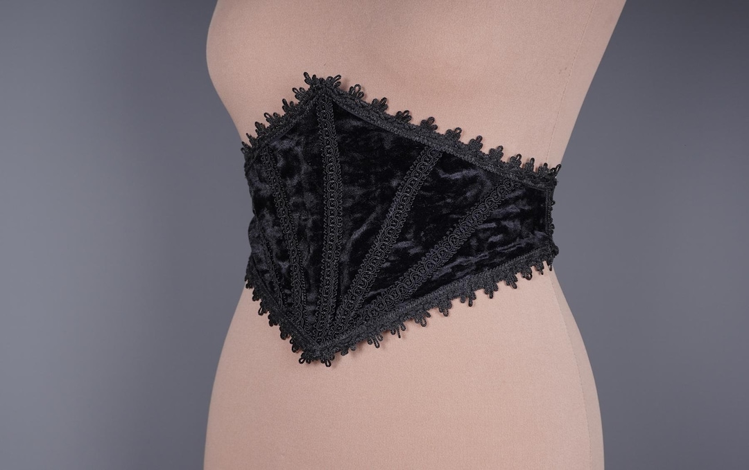Black Velvet Corset-Style Three-Piece Set with Gold Ring Hardware (Top + Shorts + Gloves) main image 0