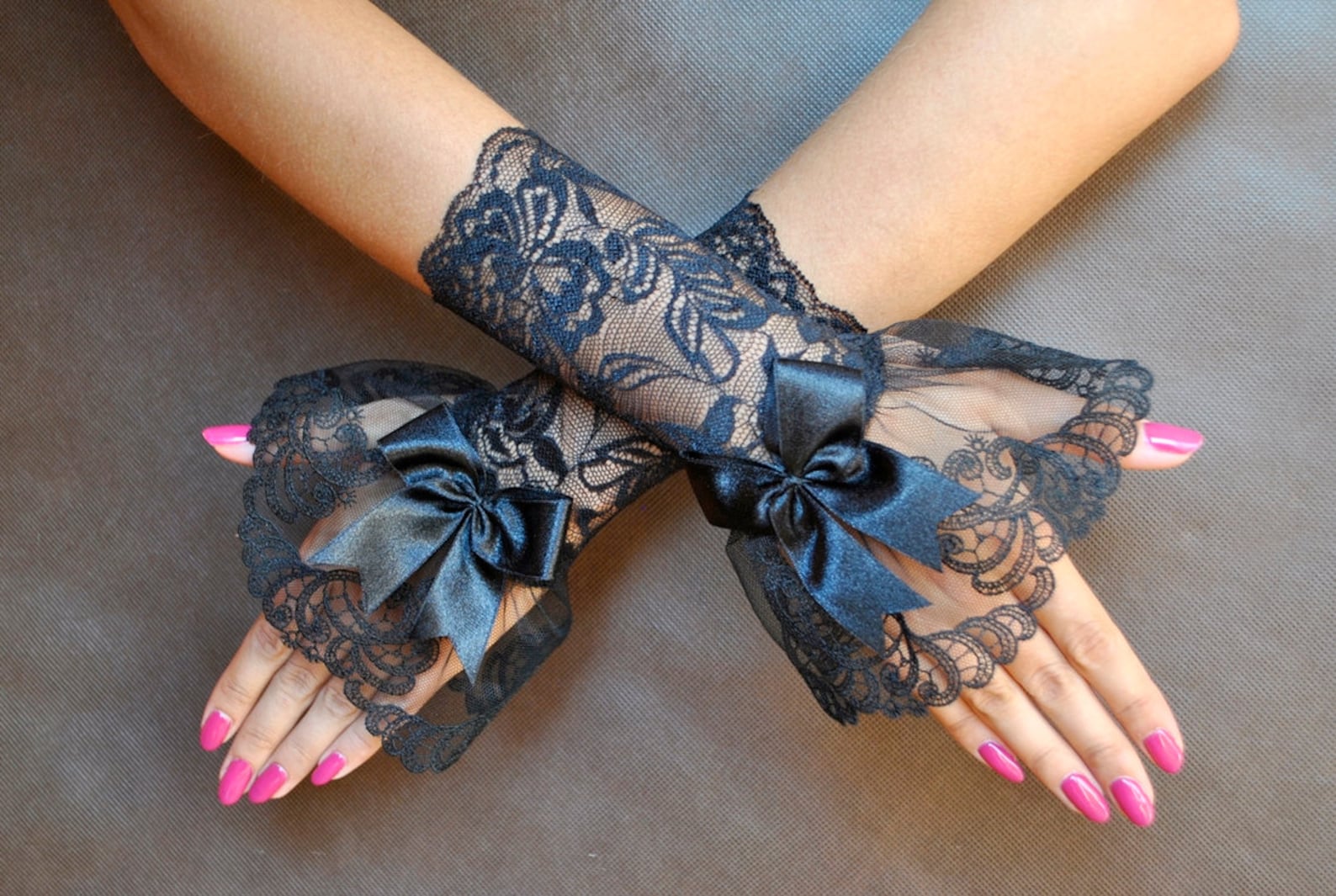 Elegant GOTHIC VAMPIRE Glamour GLOVES black short lace gloves Etsy