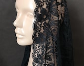 Elegant Black Lace Mantilla: D-Shape Chapel Veil with Clip