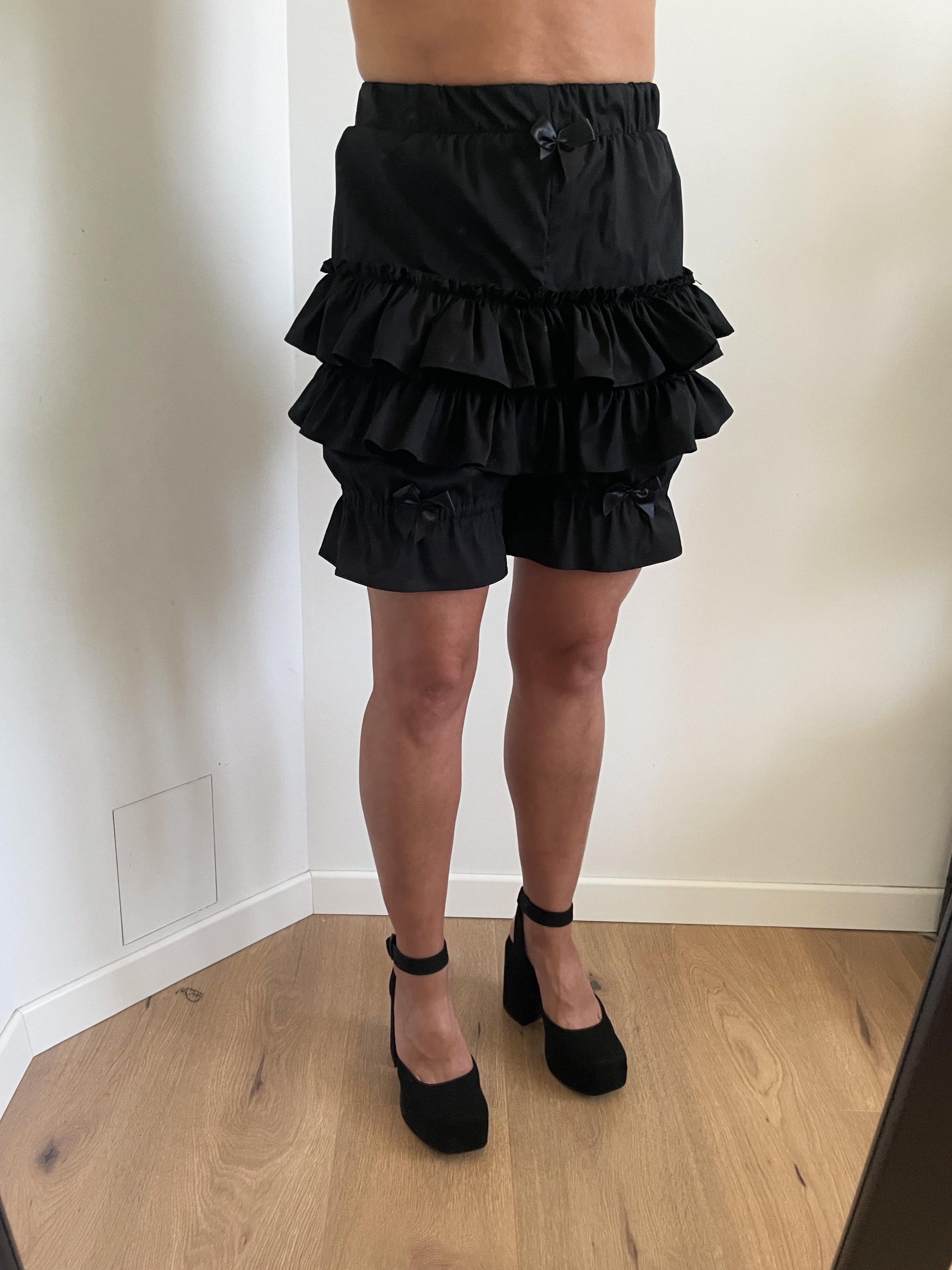 Lolita bloomers with flounces and satin bows, jirai kei, cotton shorts, pants, japan, goth gothic Lolita, Halloween  costume - Thumbnail 2