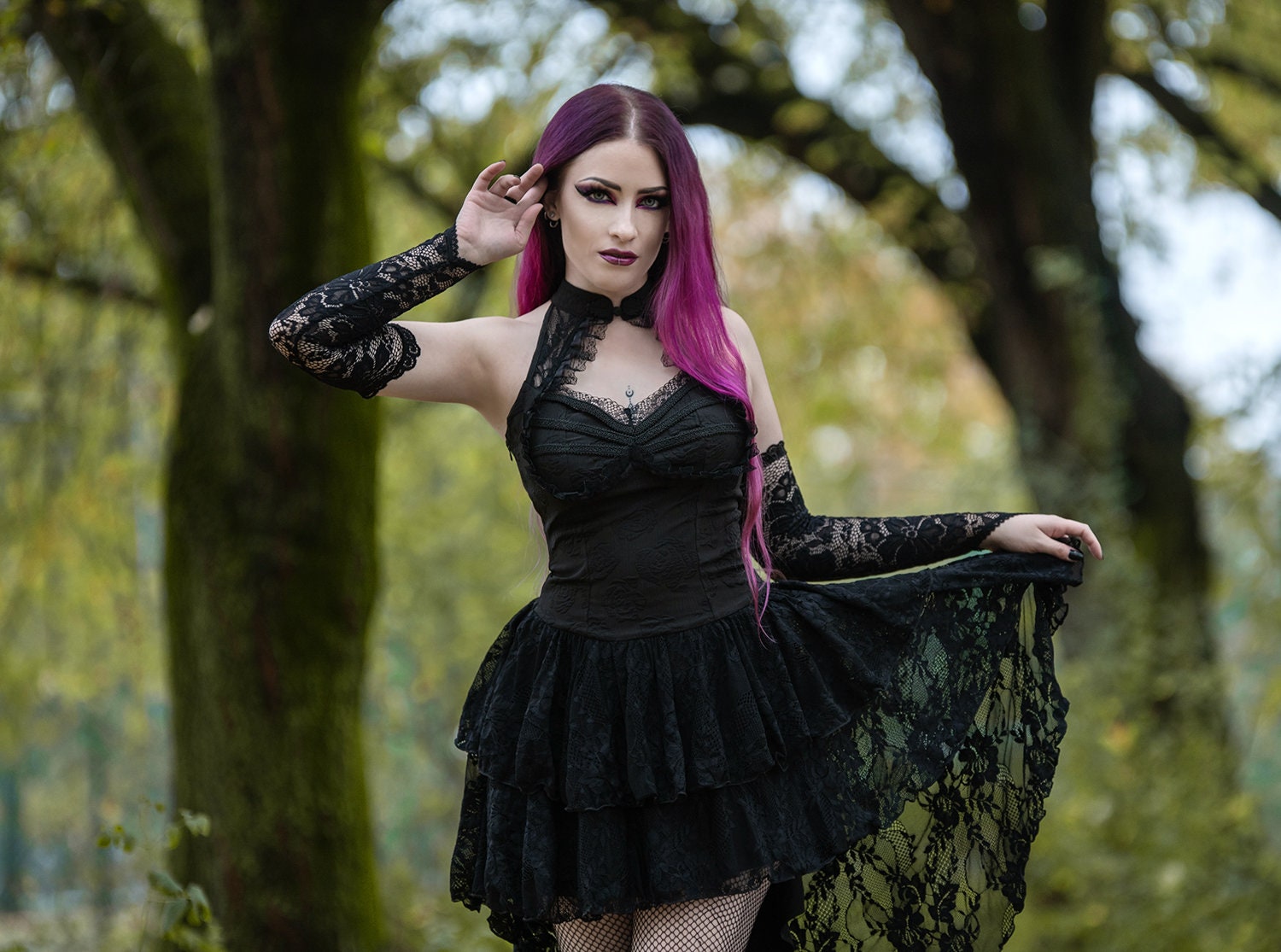Elegant long lace gloves GOTHIC VAMPIRE Victorian Burlesque Evening Glamour sleeves, armwarmers, black lace with middle finger loop - Thumbnail 4