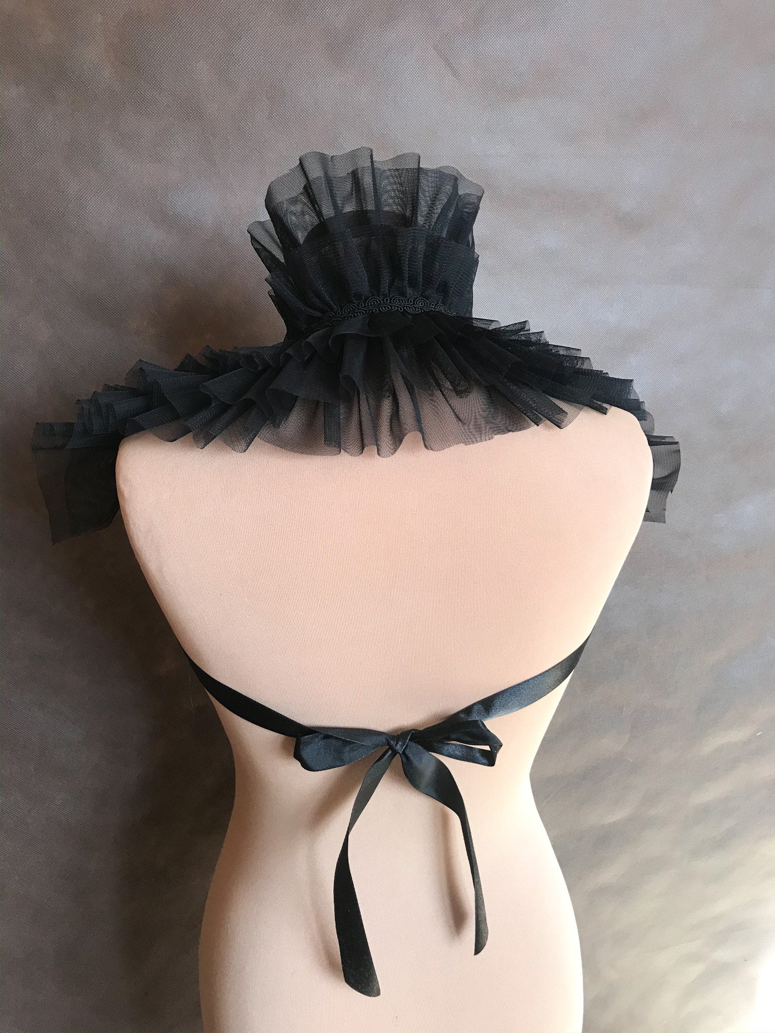 Elegant black tulle bolero, collar, Glamour, beautiful adornment, prom, gothic style, Halloween - Thumbnail 4