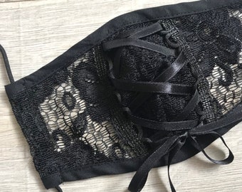 Återanvändbar och tvättbar ansiktsmask i bomull, dubbelsidig, andningsbar, profilerad munmask, goth, alternativ, svart spets