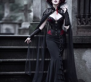 Cape Gothique à Plumes Pour Femme - Maille Noire Avec Jupe Tulle, Costume Sorcière Halloween