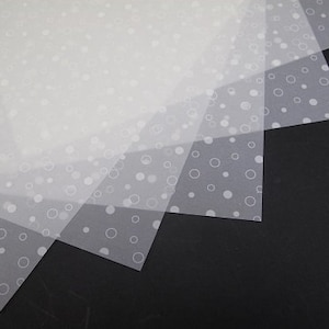 Papier vélin imprimé à pois blancs A4 100 g