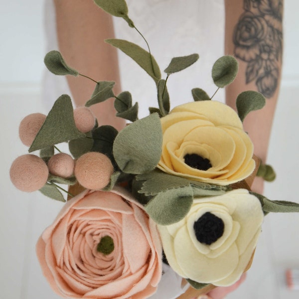 Bouquet de fleurs en laine mérinos pour les mariages et les demoiselles d'honneur