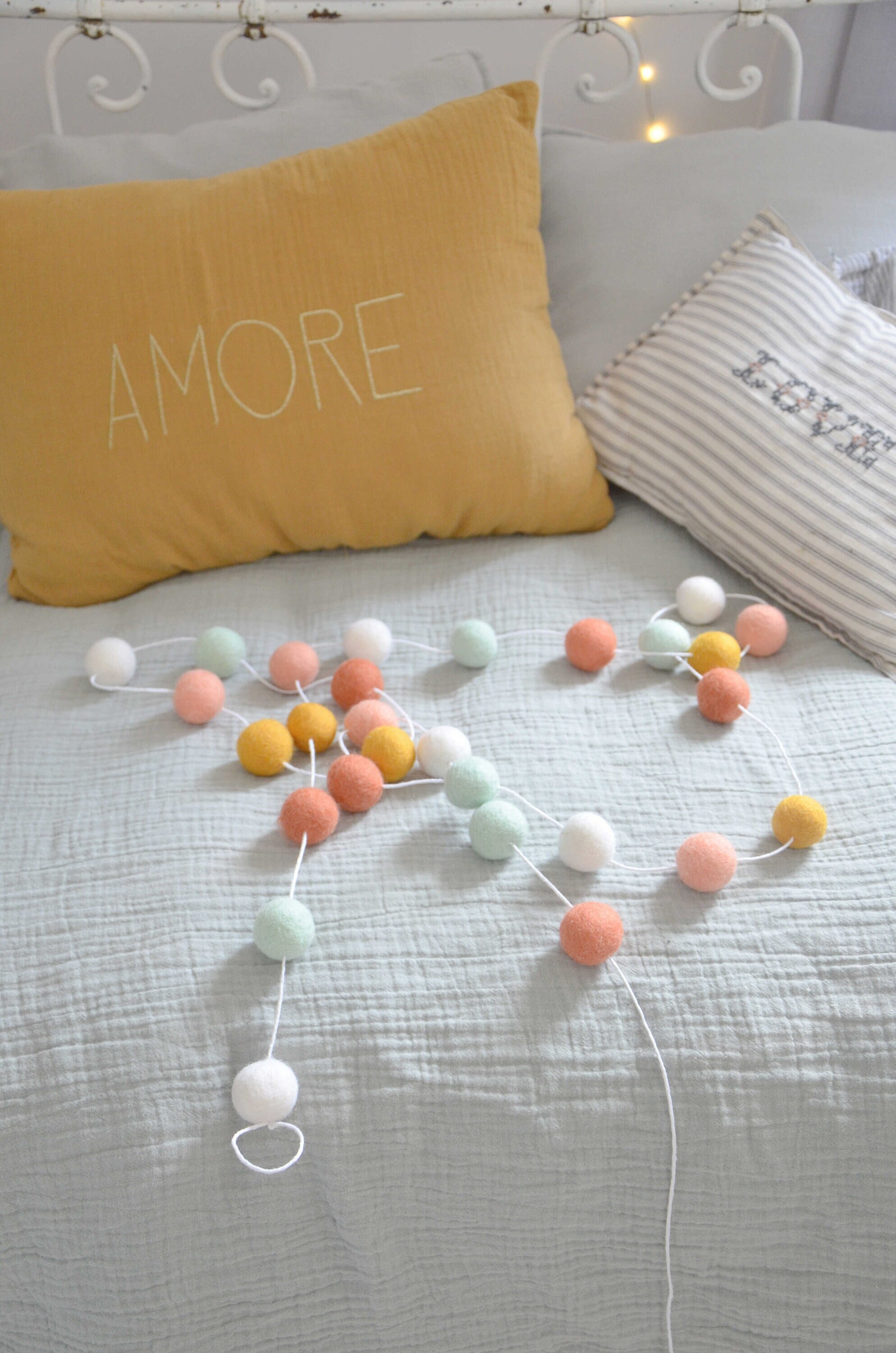 Guirlande Corail, Ocre, Blanc