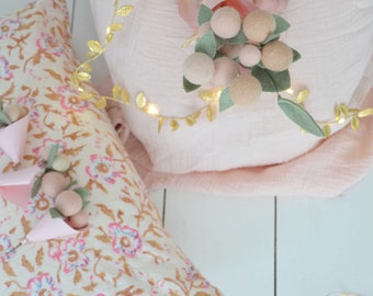 Valentine's Day bouquet made of wool balls and merino wool leaves