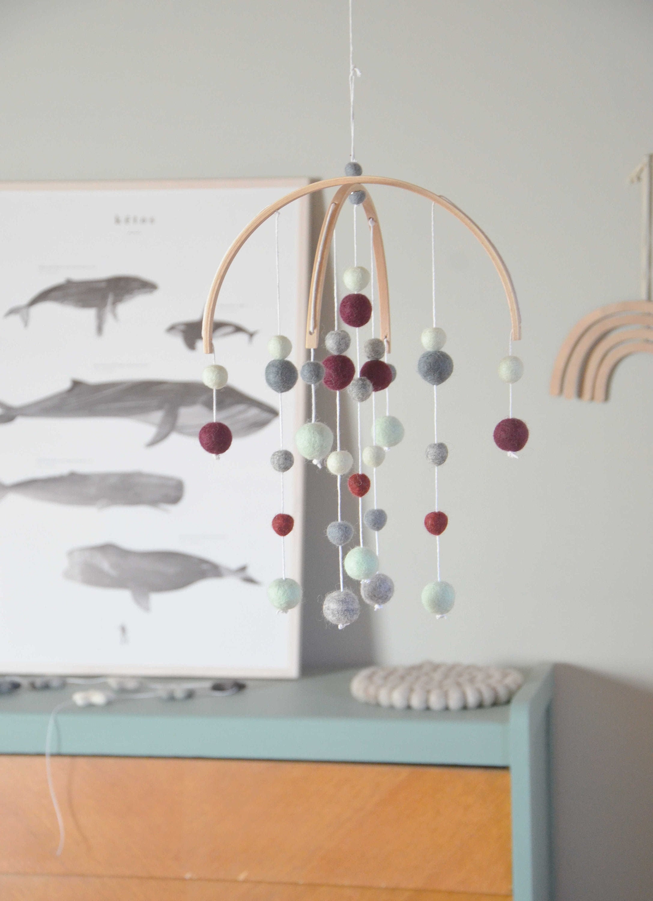 Baby Mobile Durable Menthe Aubergine Gris en Laine et Bois