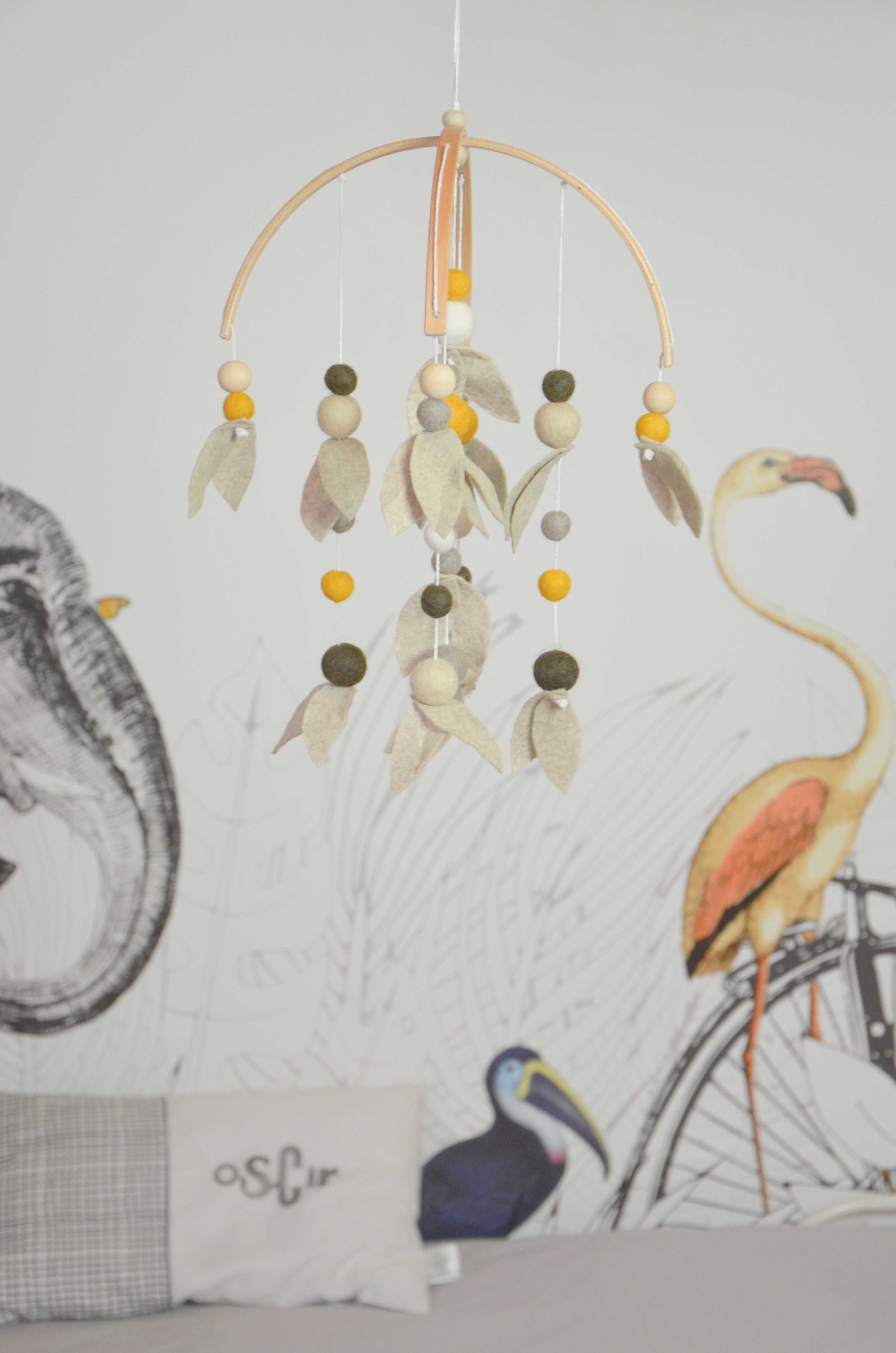 Mobile Feuillage Forêt Naturel Moutarde, Beige,