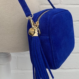 Royal Blue Wildleder Crossbody Tasche, Wildleder Tasche, Blaue Kameratasche, Quaste Tasche, Hochzeitstasche, Wildleder Quaste Tasche, Nachttasche, blaue Tasche