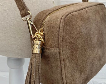 Taupe Suède Crossbody Tas, Suede Tas, Cameratas, Tassel Bag, Bruiloftstas, Suede Tassel Bag, Avondje uit Tas, Bruine Taupe Tas