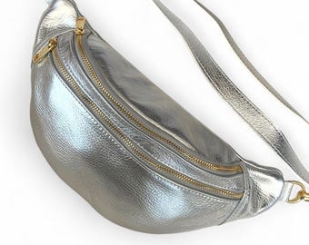 Silberne Leder-Bauchtasche, große Gürteltasche, körpernahe Tasche, kleine Ledertasche, Festivaltasche, Damen-Leder-Bauchtasche – Weihnachtsgeschenk für Sie