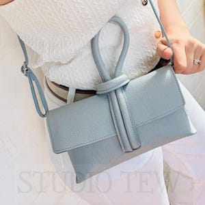 Pale Blue Leather Clutch Bag Crossbody Bag, Baby Blue Bag, Blue Wedding Bag, Women&#39;s Accessories, Bridesmaid Bag, Wrist Bag, Blue Party Bag