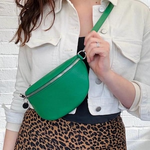 Riñonera de piel verde, riñonera verde, riñonera de piel, bolso de mano, bolso pequeño de piel, bolso de festival, riñonera de piel para mujer
