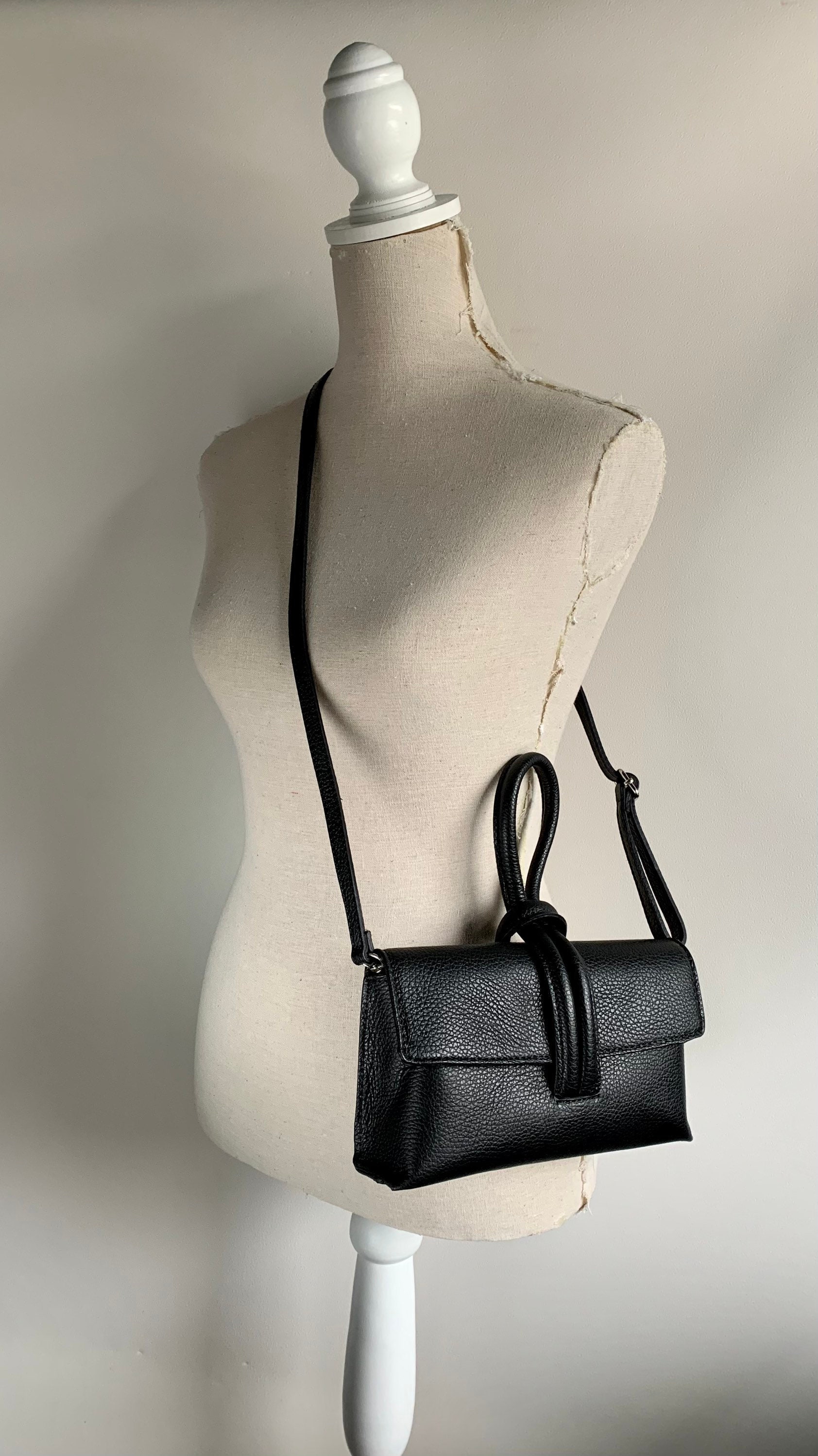 Black Crossbody Bag, Black Leather Cross Body Bag, Black Tassel Bag, Black  Crossbody, Black Disco Bag, Black Camera Bag, Genuine Leather Bag