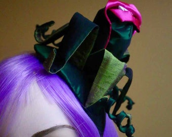 Feed Me! Man-Eater Fascinator in Acid Green Taffeta