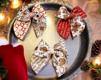 Holiday Mouse Sailor Bows Set, Christmas Themed Hair Bows, Milk and Cookies Inspired, Gingerbread Mouse Hair Accessories