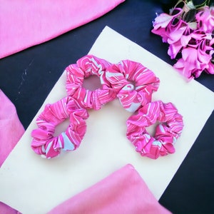 Hot Pink Scrunchies | Pink and white Marbled Scrunchies | Bright Color Scrunchies| Retro Scrunchies| Regular Size | Neon Pink Scrunchies