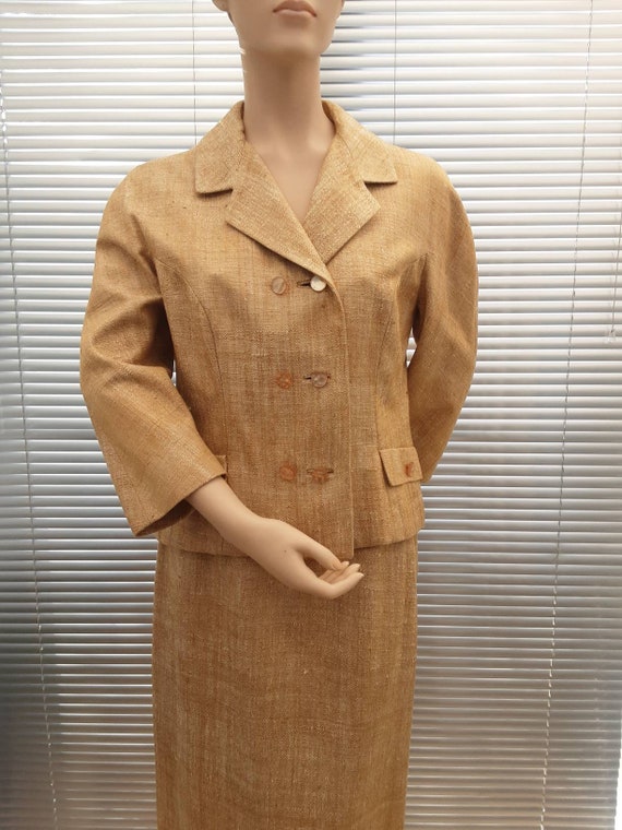 Late 1950's Suit, Gold Raw Silk Ladies Suit, Mid … - image 2
