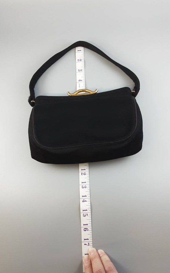 1950s Black Felt Handbag, Purse with Gold Tone Me… - image 6