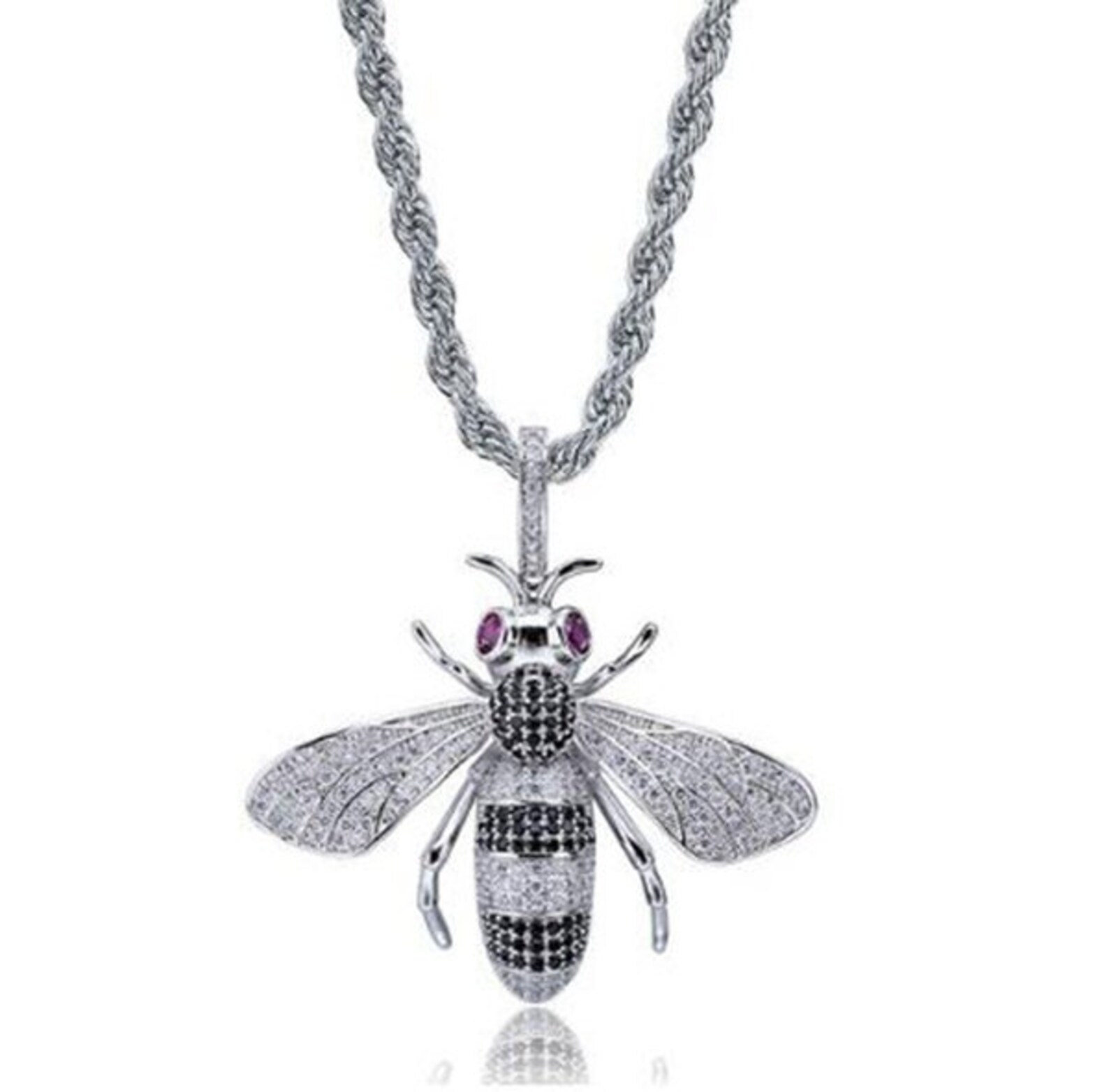 Crystal bee necklace Clearance