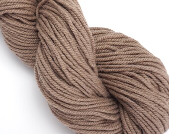 3 Ply Fawn Brown Rug Wool Yarn, Rug Punch Needle Yarn, Rug Yarn, Hand Dyed Yarn, Dyed Rug Wool, 4 Ply Wool Yarn, Extra Bulky Yarn