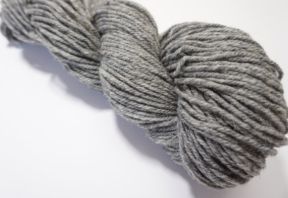 3 Ply Rug Wool Yarn Gray, Rug Punch Needle Yarn, Rug Yarn, Hand Dyed Yarn, Dyed Rug Wool, 4 Ply Wool Yarn, Extra Bulky Yarn