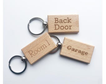 Persnalised Wooden and Chrome Keyring With 10 Fonts To Choose From