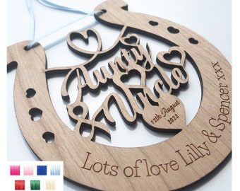 Personalized Aunty/Auntie & Uncle Wedding Gift – Cherry Wood Horseshoe Keepsake