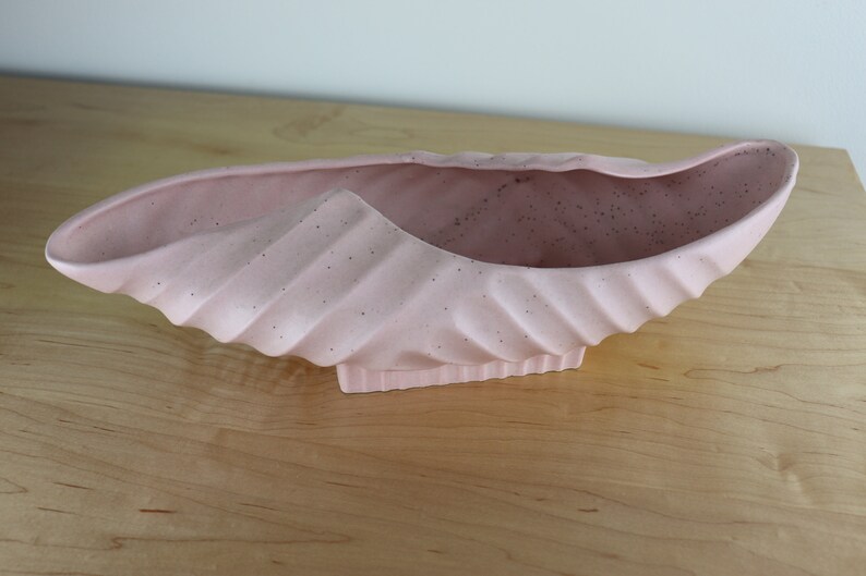 Vintage Pale Pink Planter Vase Hollywood Ceramics Art Mid Century