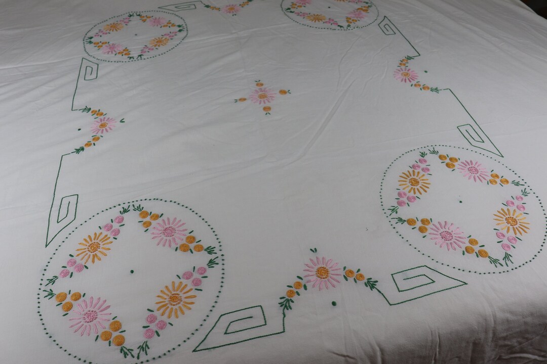 Vintage White Embroidered Bed Spread White/cream Etsy