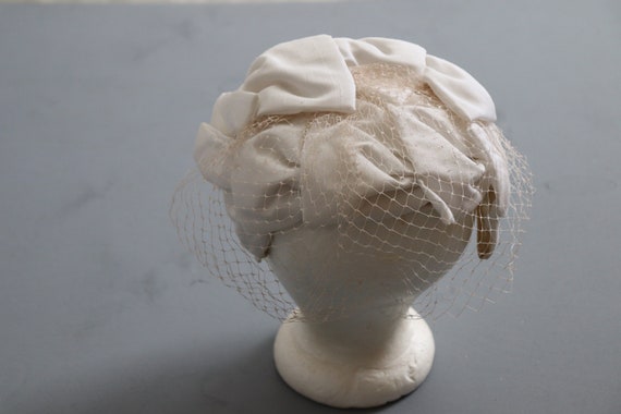 Vintage Wedding White Headpeice Fascinator - image 5