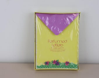 Vintage  Yellow Purple Pink Flower Stationary with Envelops - Unopened Boxed Set - 18 Sheets/10 Envelopes