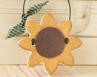 Salt dough Sunflower hanging ornament, Primitive decorations, Summer or  Autumn party favors, Kitchen decorations, Rustic sunflower, Gift