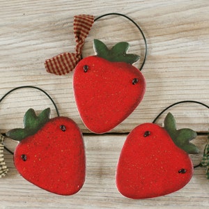 Salt dough Strawberry hanging ornament, Primitive decorations, Summer gift, party favors, Kitchen decorations, Rustic hanging strawberries