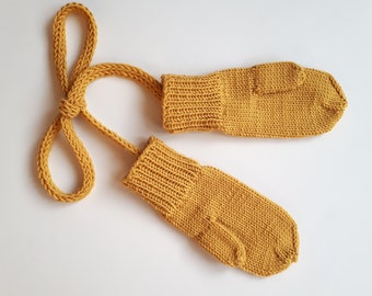 MADE TO ORDER/ Hand knitted baby mittens/ merino wool