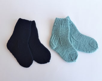 READY TO SHIP/ Hand knitted baby socks/ Merino wool/ Size 0-3 months