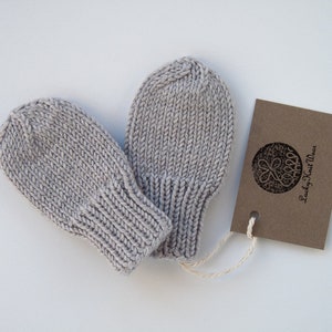 MADE TO ORDER/ Hand knitted baby mittens/ merino wool