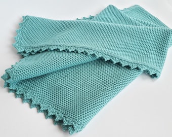 Ready to ship/ Knit baby blanket "Baby merino" / Size: 80cm (31,5in) x 85cm (32,5in)/ Merino wool/ Light turquoise color