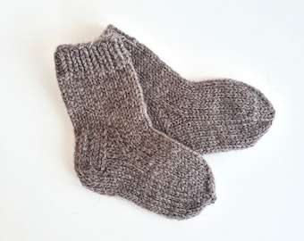 READY TO SHIP/ Hand knitted baby socks/ Sheep wool natural beige color / Size 9-12 months