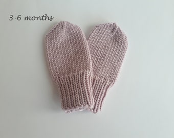 READY TO SHIP/ Hand knitted baby mittens/ Merino wool/ Powder pink color/ Size 3-6 months