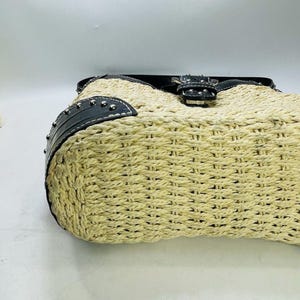 Vintage BRIGHTON Purse DINAH Woven Tan Straw Black Croc-Embossed Leather Studded Shoulder Bag Silver Tone Hardware Heart Charm image 6