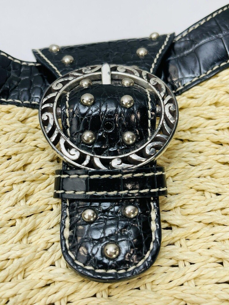 Vintage BRIGHTON Purse DINAH Woven Tan Straw Black Croc-Embossed Leather Studded Shoulder Bag Silver Tone Hardware Heart Charm image 10
