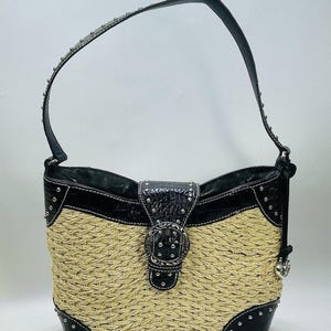 Vintage BRIGHTON Purse DINAH Woven Tan Straw Black Croc-Embossed Leather Studded Shoulder Bag Silver Tone Hardware Heart Charm image 3