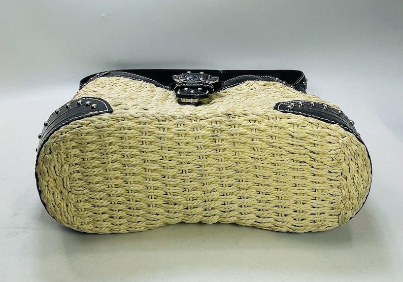 Vintage BRIGHTON Purse DINAH Woven Tan Straw Black Croc-Embossed Leather Studded Shoulder Bag Silver Tone Hardware Heart Charm image 5