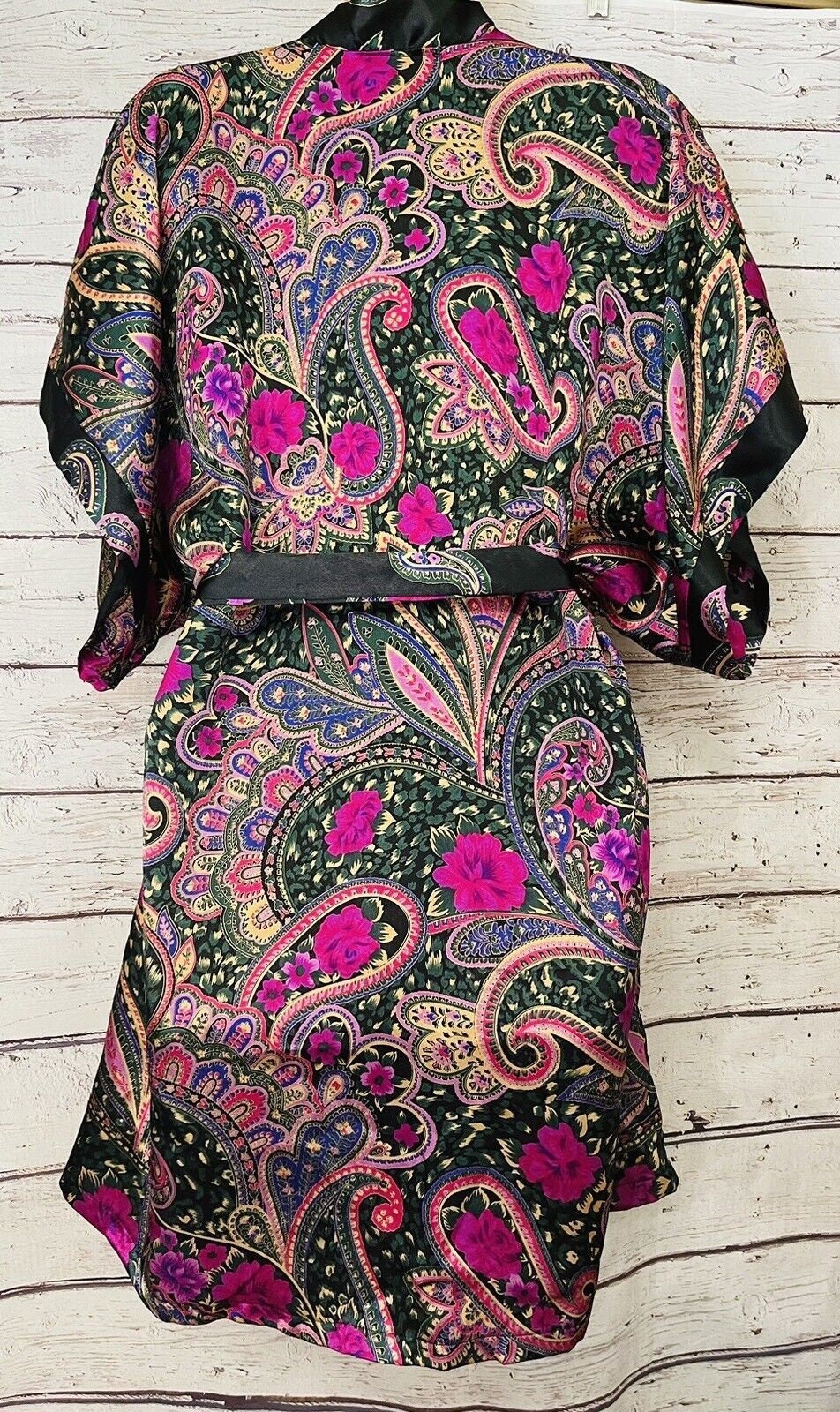 VINTAGE Frederick's of Hollywood Satin Robe Kimono Size MEDIUM / Floral