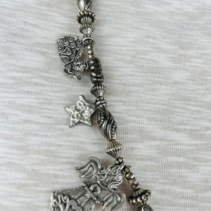 Vintage MARCIE Angels & Stars Pewter 9 Charm Necklace Silver Tone Beads Artisan Jewelry Made in USA Signed Angel Charms zdjęcie 9