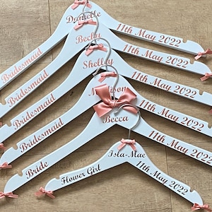 Wedding Hangers Personalised x 8, Bridesmaid Dress Hangers, Wedding Dress Hanger, Maid of Honour Hanger, Bridal Party Gift, Dress Hanger